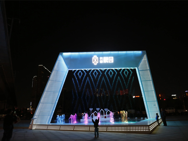 水幕墻結合雕�?jpg.jpg 水幕墻結合雕�?jpg.jpg