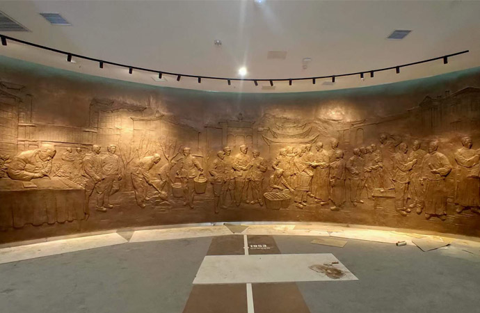 У�@�Ļ��~���񣺂����c���µ�ˇ�g֮����